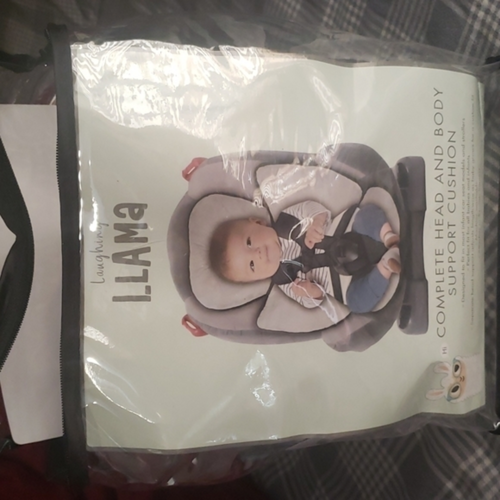 Complete head and body support cushion